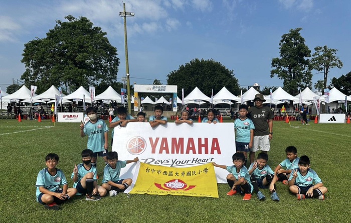 YAMAHA CUP 賽獲得分組第二名，感謝足球教練張哲鳴指導。