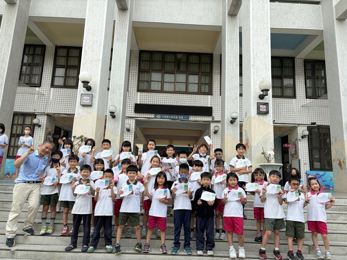 恭喜本校獲得康軒雲學校 學力爭鋒賽一到三年級前十名學生，感謝老師們用心指導。