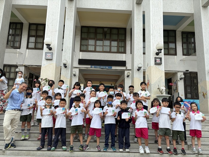 恭喜本校獲得康軒雲學校 學力爭鋒賽一到三年級前十名學生，感謝老師們用心指導。
