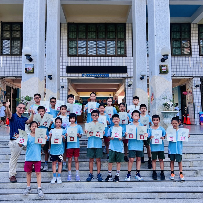 羽球隊參加 台中市全人家長會長協會體育親子日羽球混合團體賽&臺中市西屯區羽球社區聯誼賽&總太盃 榮獲佳績圖片